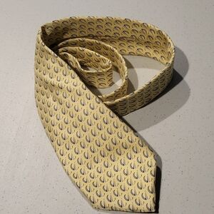 Elegant Yellow Patterned Men's Tie